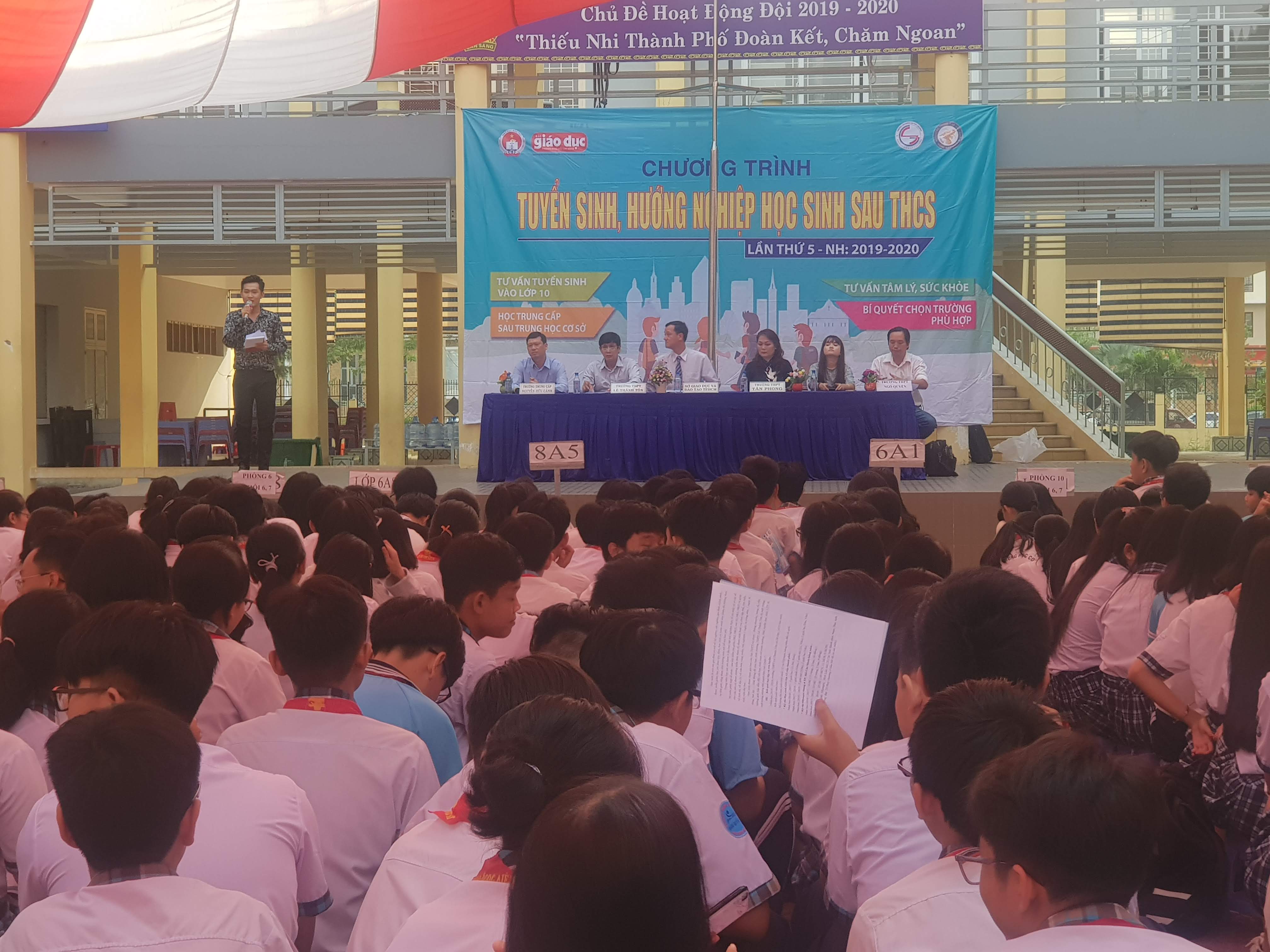 Hoạt Động Tư Vấn, Hướng Nghiệp cho học sinh lớp 9 trường THCS Hoàng Quốc Việt và THCS Phạm Hữu Lầu, Quận 7