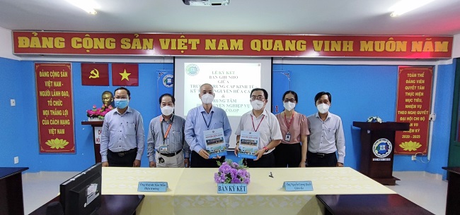 Saigon Co.op hợp tác “đào tạo kép” nghề bán lẻ với Trường Trung cấp Kinh tế - Kỹ thuật Nguyễn Hữu Cảnh