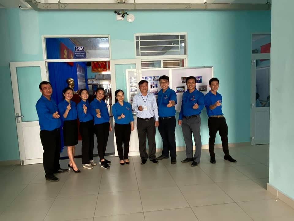 Khánh thành Công trình thanh niên "Phòng truyền thống Đoàn TNCS Hồ Chí Minh Trường Trung cấp Kinh tế - Kỹ thuật Nguyễn Hữu Cảnh" chào mừng 90 thành lập Đoàn TNCS Hồ Chí Minh